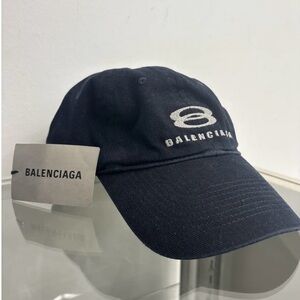 Balenciaga Unity Snowboard Cap